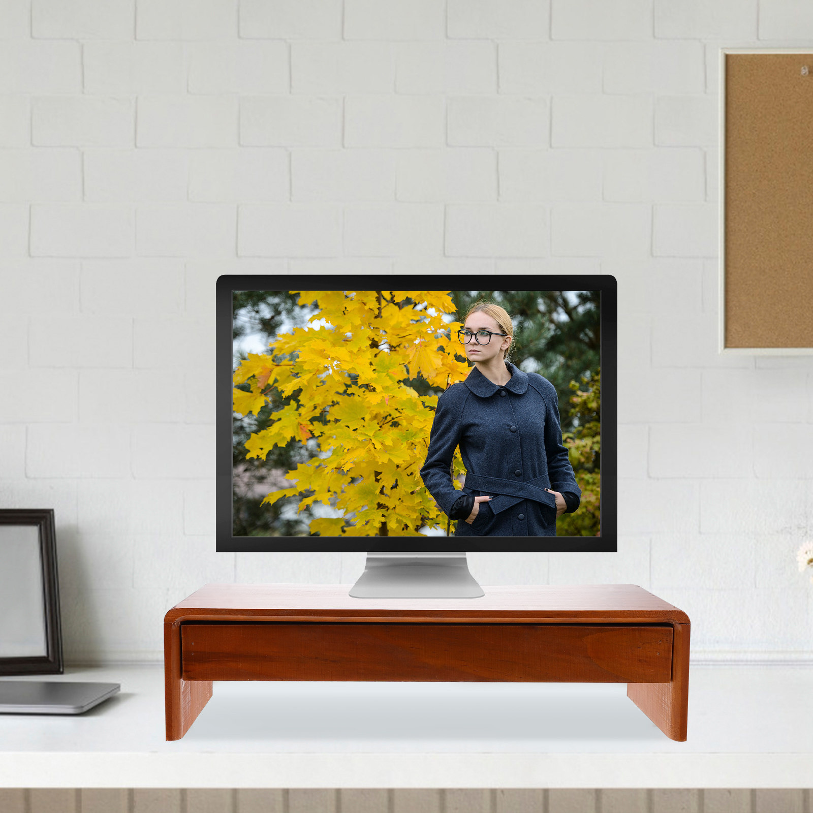 ขาตั้งยกสูงสำหรับคอมพิวเตอร์ 1 - Monitor Riser Wood บทวิจารณ์และราคา