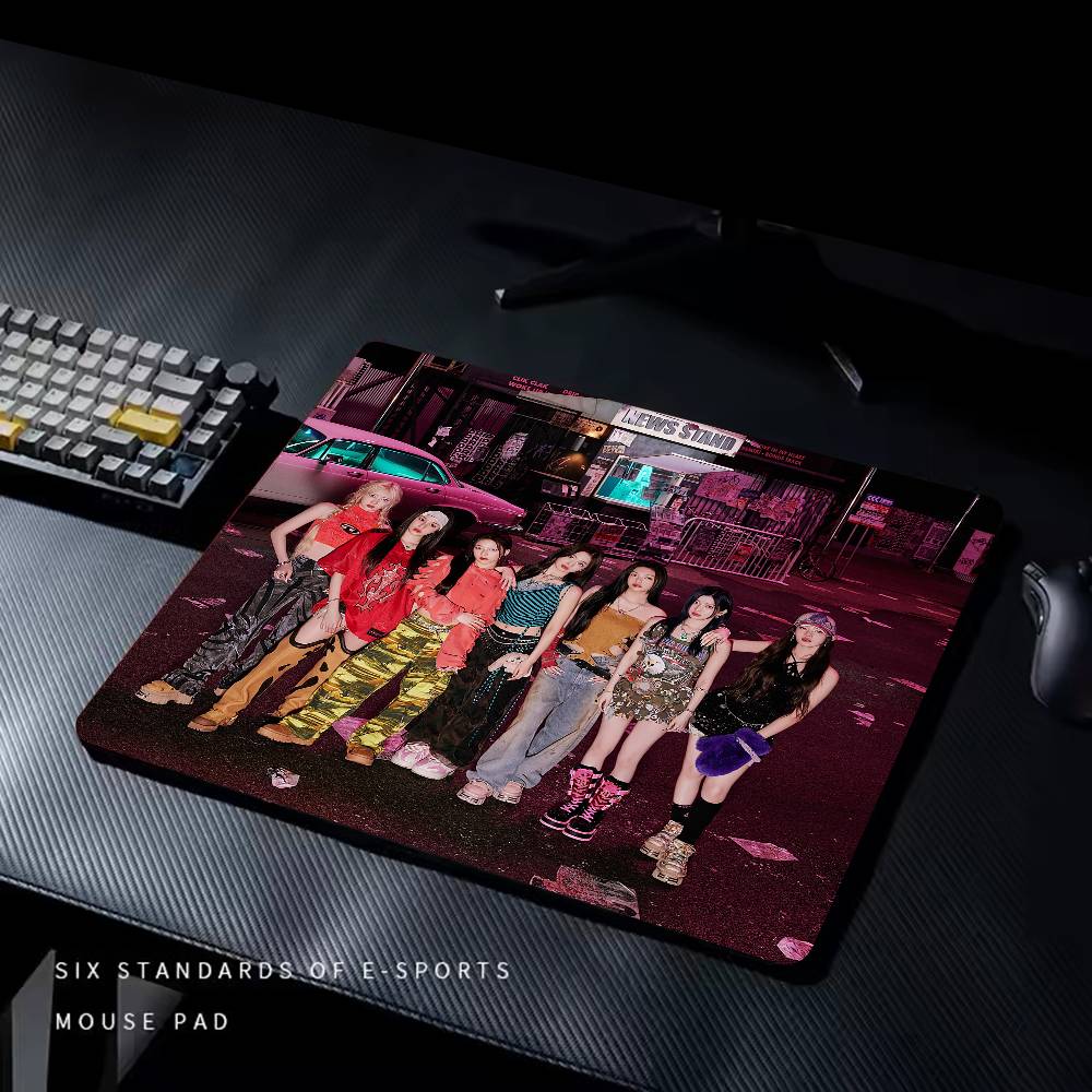 เคป๊อป บี-เบบี้มอนสเตอร์แผ่นรอ - Desk Setup Kpop บทวิจารณ์และราคา